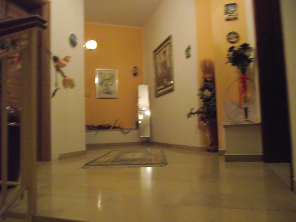 Hotel Ausonia Monte Porzio Екстер'єр фото