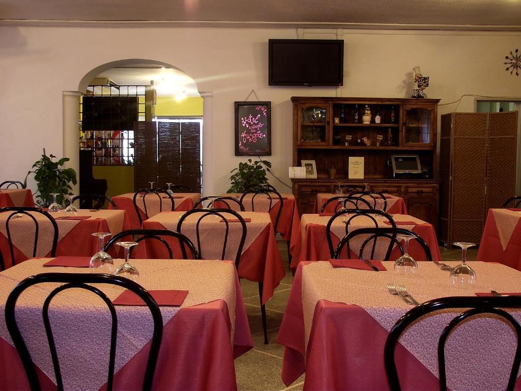 Hotel Ausonia Monte Porzio Екстер'єр фото